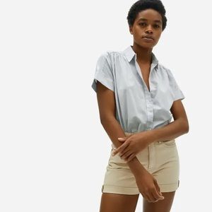 MUST GO Everlane The Square Air Blue Shirt